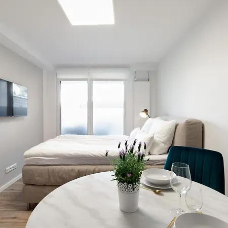 Gartenblick - 1 Zi, Kueche, Duschbad, Terrasse Sowie Gartenmitbenutzung Апартаменты *
