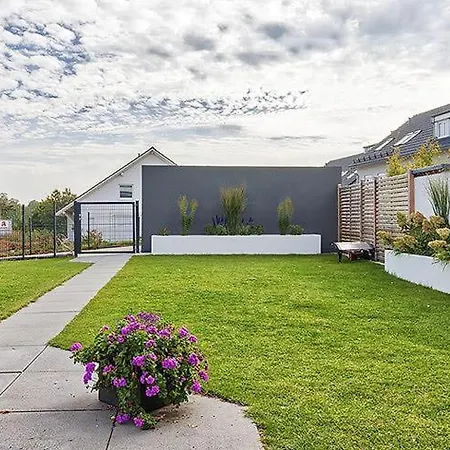 Gartenblick - 1 Zi, Kueche, Duschbad, Terrasse Sowie Gartenmitbenutzung Байройт